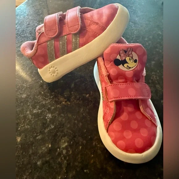 Adidas Disney Grand Court Minnie Mouse silver sparkle Pink Sneakers size 8 - Picture 1 of 16
